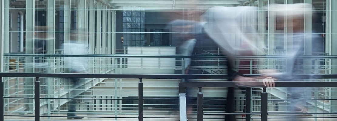 Wie ein Intranet das Lernen am Arbeitsplatz transformiert 1