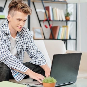 Fernunterricht für Schüler ohne Internetzugang im Jahr 2020 