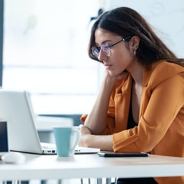 Das Beste aus beiden Welten: 5 Tipps zur Erstellung eines hybriden, formellen und informellen Lernkurses 