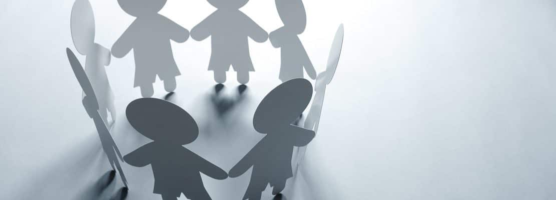Paper chain family or community