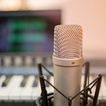 eLearning Voice Overs: Die Lücken überbrücken und die Zukunft gestalten 