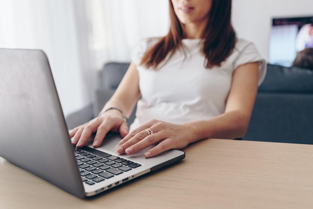 Einbindung von Remote-Mitarbeitern mit einer personalisierten Lernerfahrung 2 Einbindung von Remote-Mitarbeitern mit einer personalisierten Lernerfahrung