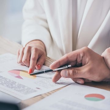Verknüpfen Sie Geschäfts- und Mitarbeiterbedürfnisse mit einer Schulungsbedarfsanalyse 
