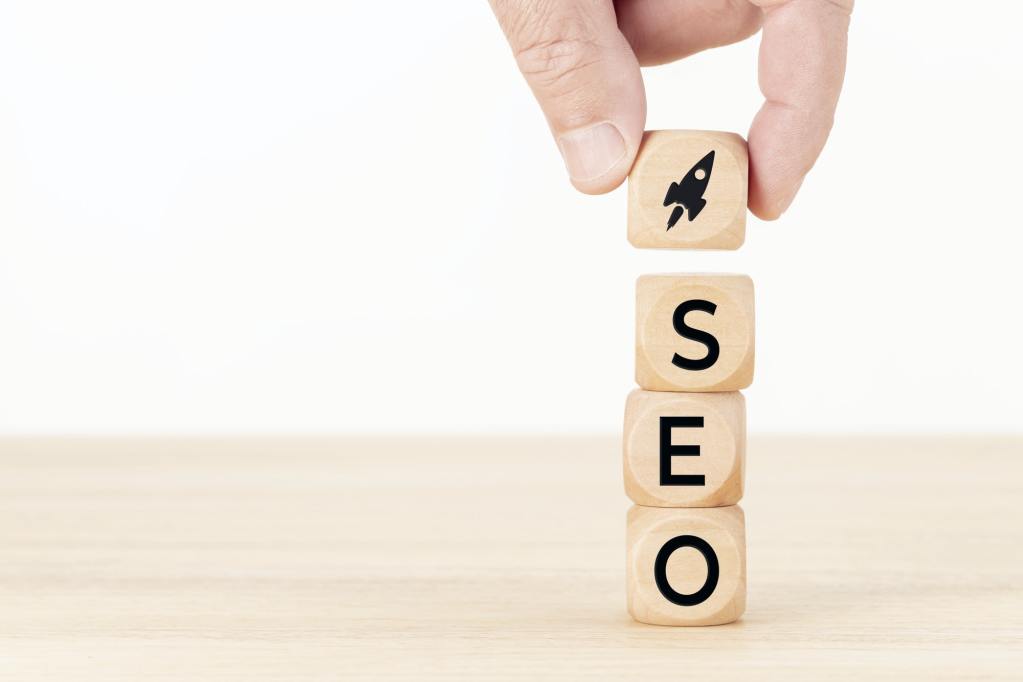 Nutzen Sie die SEO-Konkurrenzanalyse, um interessante Themen zu finden und Buyer Personas im Bereich eLearning zu identifizieren 2 Nutzen Sie die SEO-Konkurrenzanalyse, um interessante Themen zu finden und Buyer Personas im Bereich eLearning zu identifizieren
