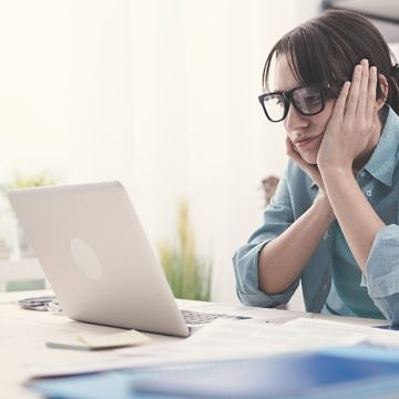 6 einfache Wege, um die Langeweile zu besiegen und Ihre Online-Pflichtschulung aufzupeppen 