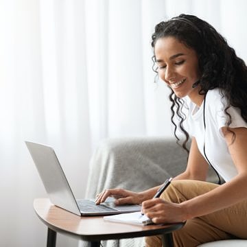 Soziales und gemeinschaftliches Lernen in der hybriden Arbeitsumgebung von heute 