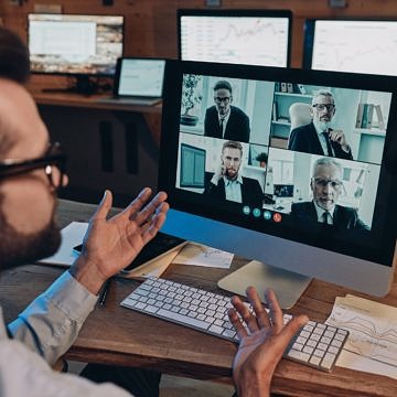 8 Wege um Videokonferenzsoftwares miteinander zu vergleichen 