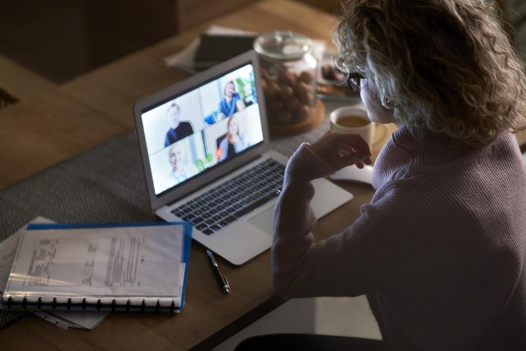 Videokonferenz-Software: So finden Sie das richtige Preismodell für Ihr Budget 2 Videokonferenz-Software: So finden Sie das richtige Preismodell für Ihr Budget