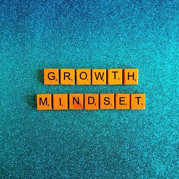 Growth Mindset: So entwickeln Sie eine wachstumsorientierte Lernkultur 
