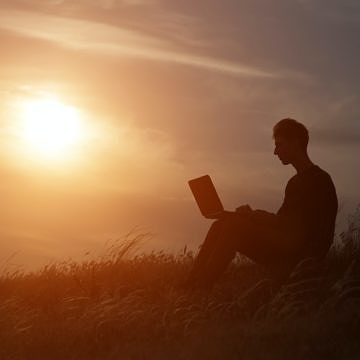 Wie die Technologie das Lernerlebnis und die Schulungsentwicklung beeinflusst 