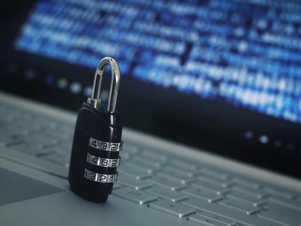 6 Tipps wie Sie Ihre Cybersecurity Online-Schulung mit interaktiven Simulationen verbessern können 2 6 Tipps wie Sie Ihre Cybersecurity Online-Schulung mit interaktiven Simulationen verbessern können