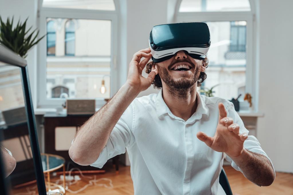 8 Tipps für die Auswahl einer geeigneten Virtual Reality-Schulungssoftware 2 8 Tipps für die Auswahl einer geeigneten Virtual Reality-Schulungssoftware