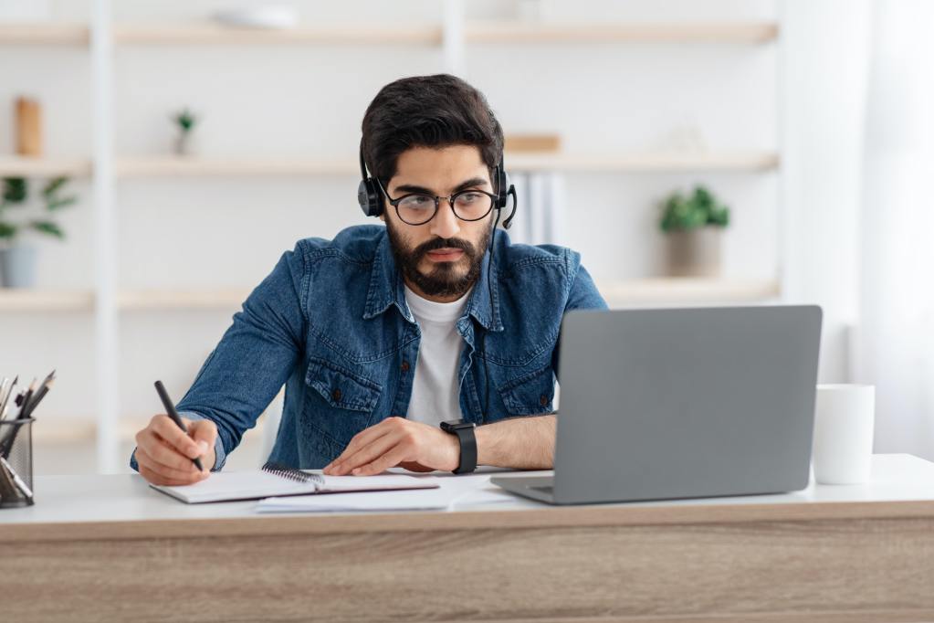 Wie Sie mit Rapid eLearning-Lösungen Ihre Lernreise verbessern können 2 Wie Sie mit Rapid eLearning-Lösungen Ihre Lernreisen verbessern können