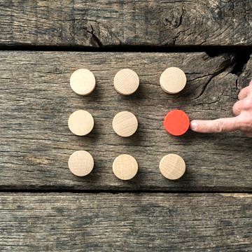 Von der Konkurrenz abheben: 9 Tipps, mit denen Sie Menschen dazu bringen können, Ihr eLearning-Produkt zu kaufen 