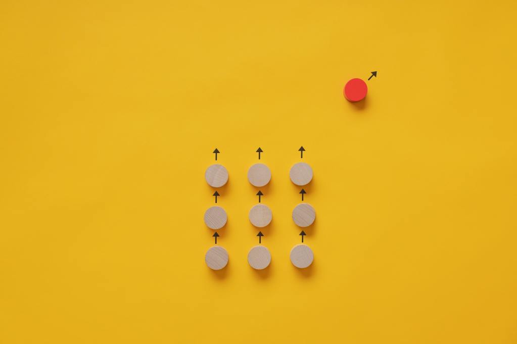 Von der Konkurrenz abheben: 9 Tipps, mit denen Sie Menschen dazu bringen können, Ihr eLearning-Produkt zu kaufen 2 Von der Konkurrenz abheben: 9 Tipps, mit denen Sie Menschen dazu bringen können, Ihr eLearning-Produkt zu kaufen