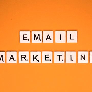 Wie Sie Ihre Online-Kurse mit E-Mail-Marketing promoten können 