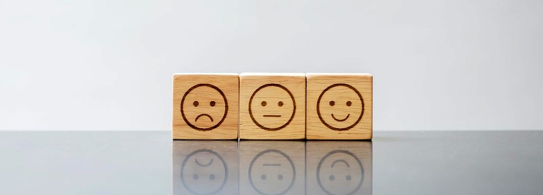 emotion face block. Emoticon for user reviews.