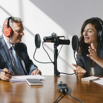 6 Tipps, mit denen Sie als Podcast-Gastredner für Ihr eLearning-Unternehmen werben können 