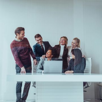 Aktionsplan zum Mitarbeiterengagement: Der vollständige Leitfaden 
