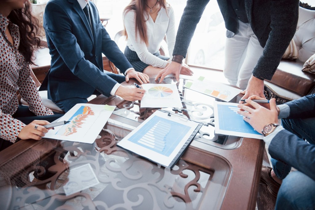 Optimieren Sie Ihre Kampagnen: 12 wichtige Marketing-Tipps für HR-Software-Anbieter 2 Optimieren Sie Ihre Kampagnen: 12 wichtige Marketing-Tipps für HR-Software-Anbieter