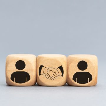 Wie Sie sich für die richtige SaaS-Marketing-Agentur entscheiden: 9 Fragen, die Sie unbedingt stellen sollten 