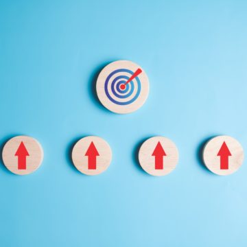 Upskilling und Reskilling: Wie eLearning die globale Qualifikationslücke schließen kann 