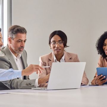 Unternehmens-LMS: Funktionen, Vorteile, Preisgestaltung und ROI 