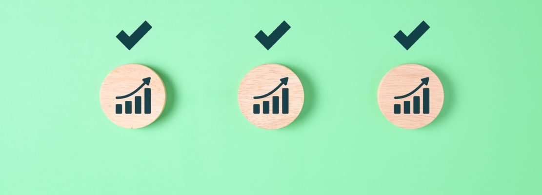 Business target board icons, Business strategy planning management