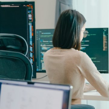 Wie man ein KI-Prompt-Ingenieur wird: 5 Ressourcen, die man heutzutage unbedingt auf dem Schirm haben sollte 